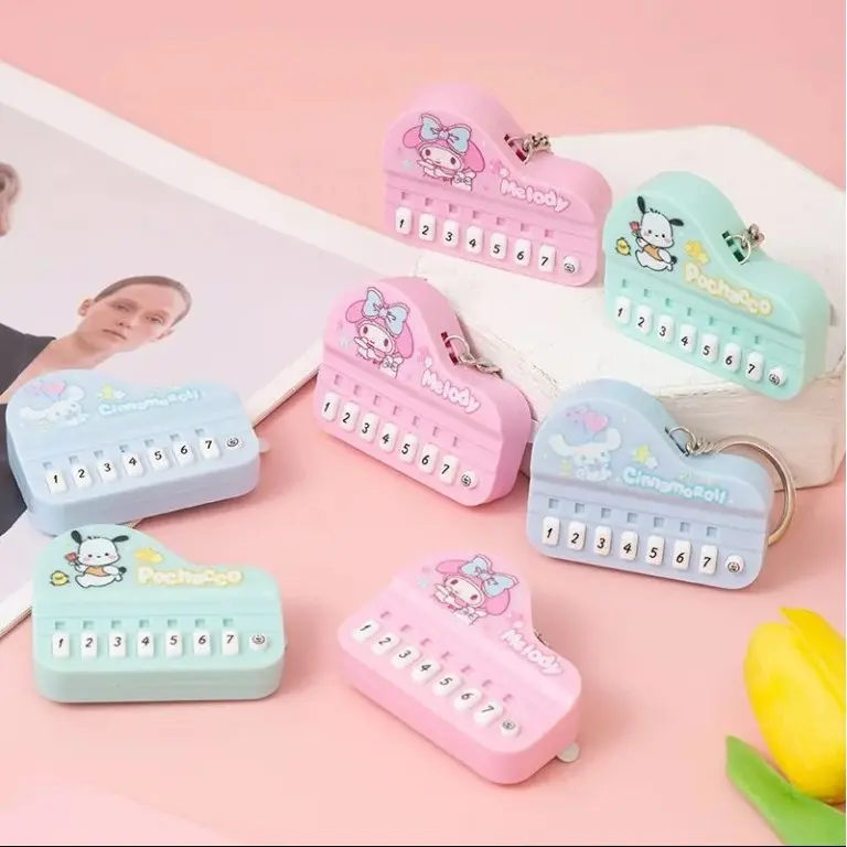 Gantungan kunci piano gantungan tas kunci bisa bunyi - keychain piano 2