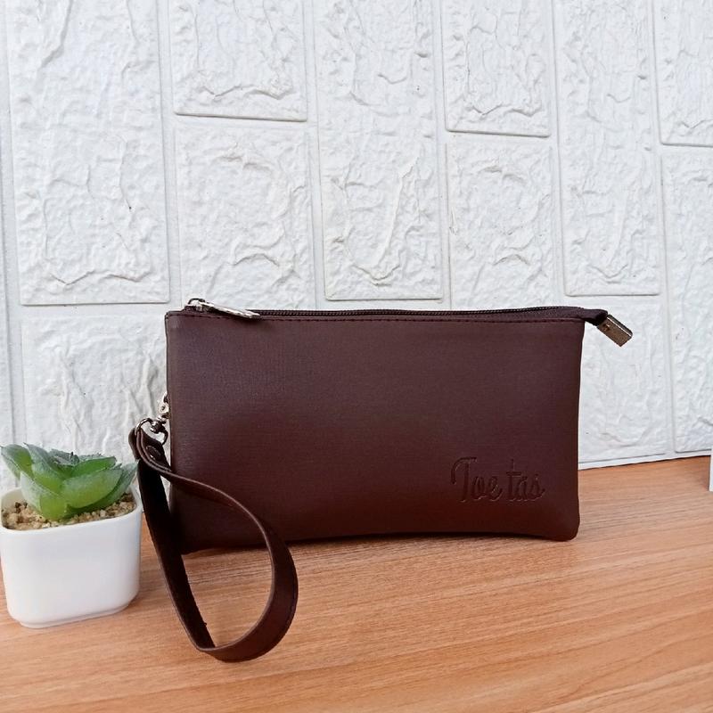 TERLARIS!!Pouch Livia by Toetas Cluth Dua Ruang Dompet hp Dompet murah Polos 7