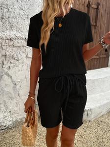 【Plus Size】 Women's Solid Tee & Shorts Two-Piece Set, Casual Short Sleeve T-Shirt & Shorts for Summer, Ladies Clothes for Daily Wear, Suits