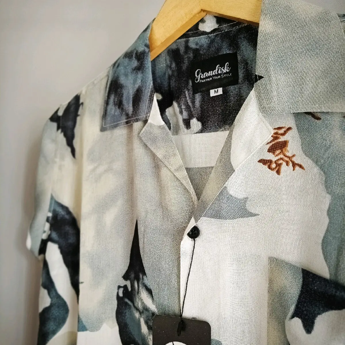 Kemeja pria Amarilo Original Grandisk Lembut Motif Santai
