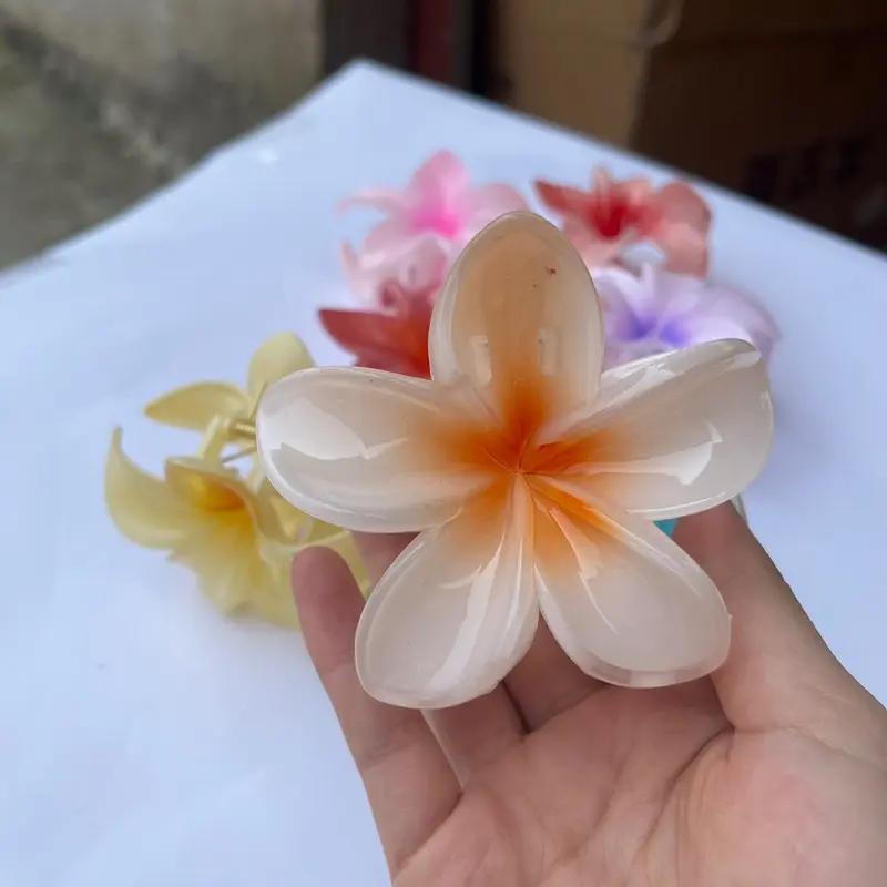 ￼Thời Trang Nhiều Màu Sắc Kẹp Tóc Hoa Sứ Lưng Đầu Tóc Móng Vuốt Kẹp Phong Cách Hawaii Phụ Kiện Tóc Women Voi 1