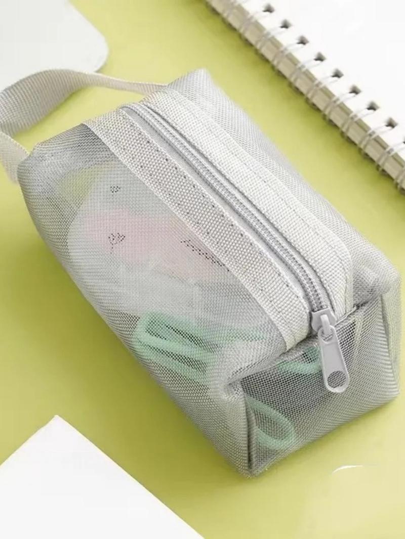 Product Introduction of Clear Makeup Bag, Large Capacity Travel Organizers, Travel Toiletry Bag, Portable Cosmetic Storage Bag, Zipper Makeup Organizer Pouch for Travel, Office, Home 6