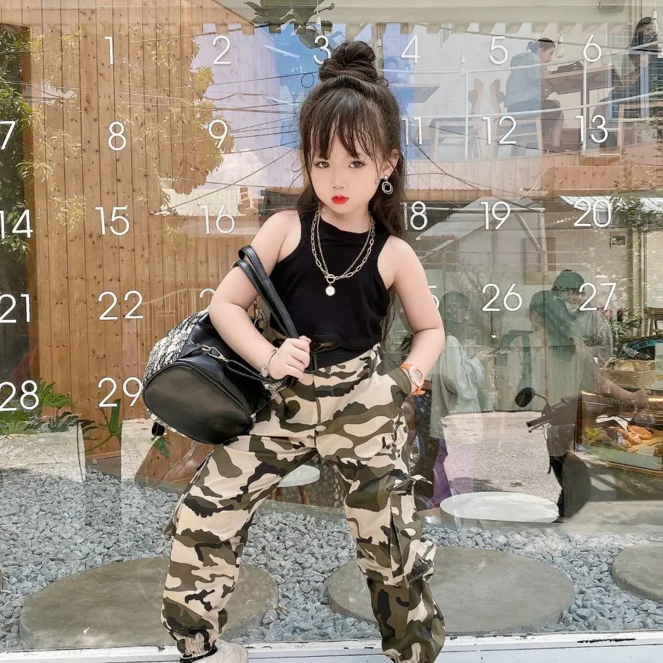 Áo 3 lỗ mix quần lính cho bé gái