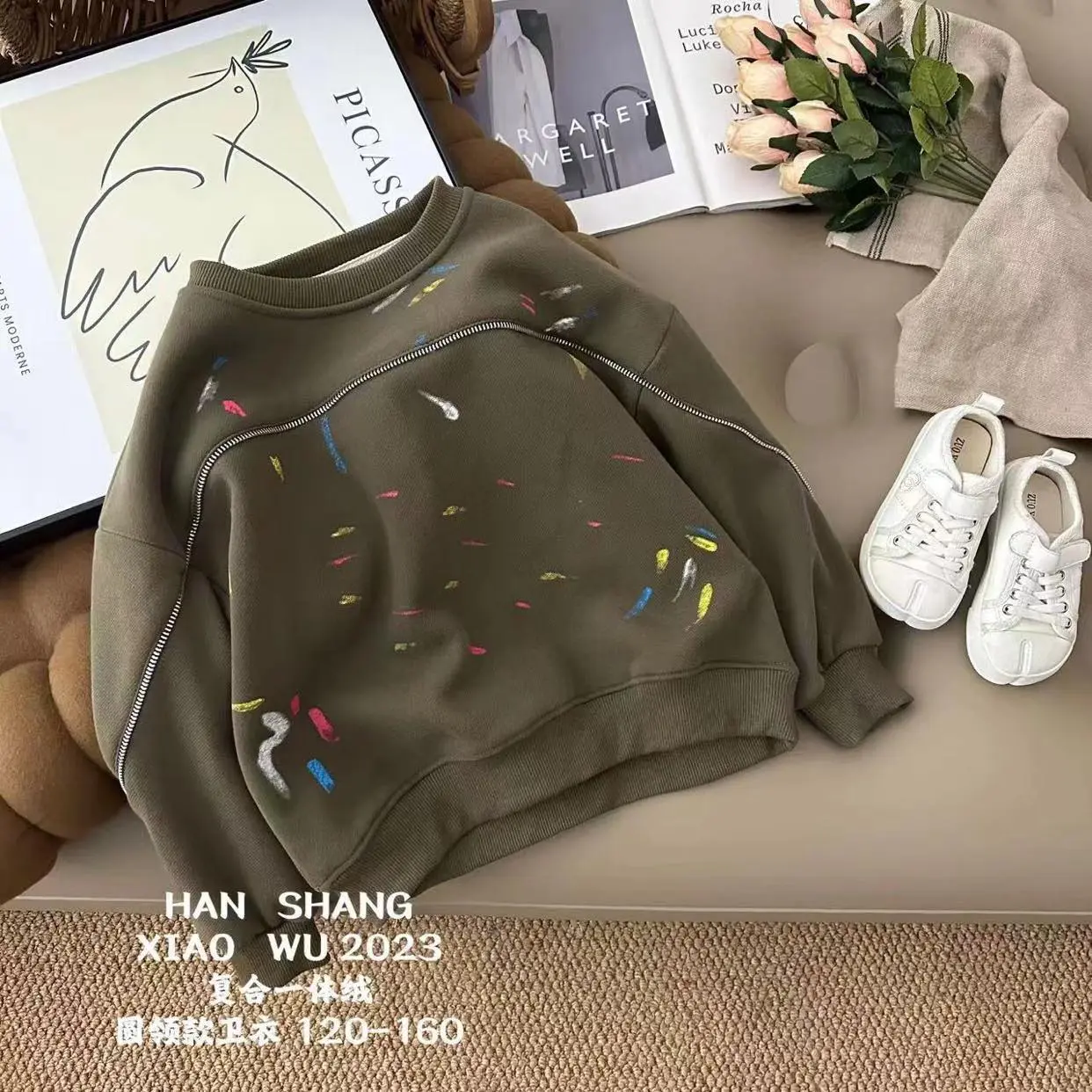 Áo nỉ cổ tròn viền khoá vảy sơn đen - nâu size 120-160