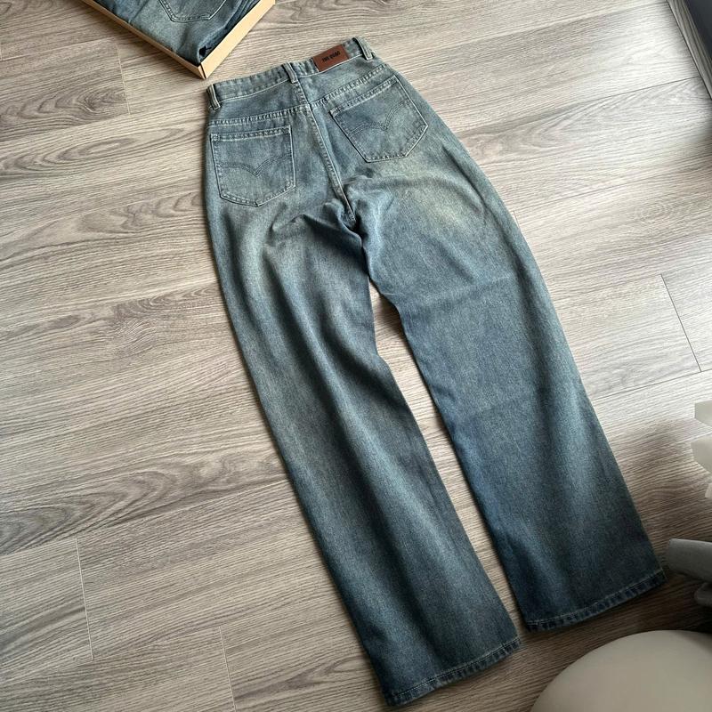 THE QUAO - Quần Jean Nữ Ống Suông Lưng Cao Dáng Dài 107CM thêu túi sau Bụi vàng S2412_582