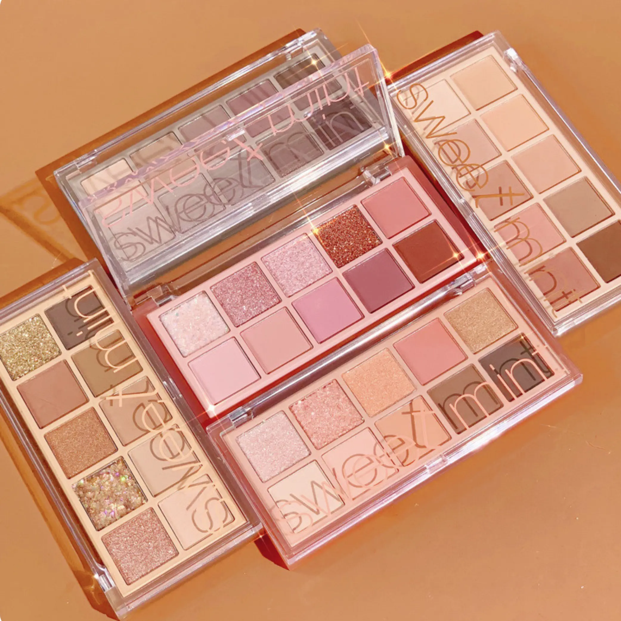 Bảng Phấn Mắt 10 Màu Sweet Mint Hiệu Ứng Lì Và Nhũ Mịn Tự Nhiên Lấp Lánh