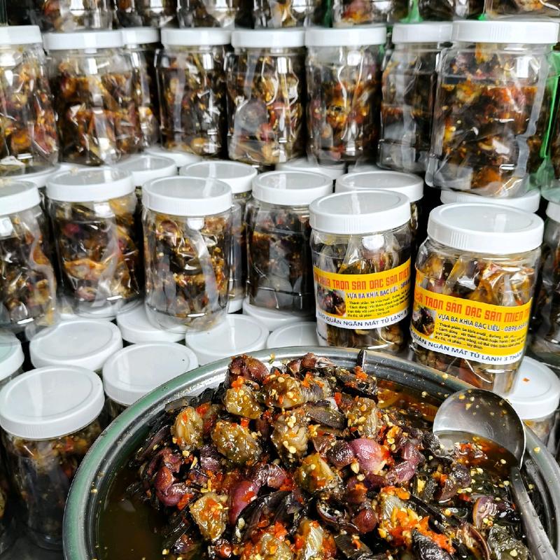 BA KHÍA TRỘN SẴN CON TO CỒ , VỊ TRUYỀN THỐNG MIỀN TÂY QUÊ EM  - BAO ĂN TỪNG CON CHẤT THỊT Food - HỦ 700G 1