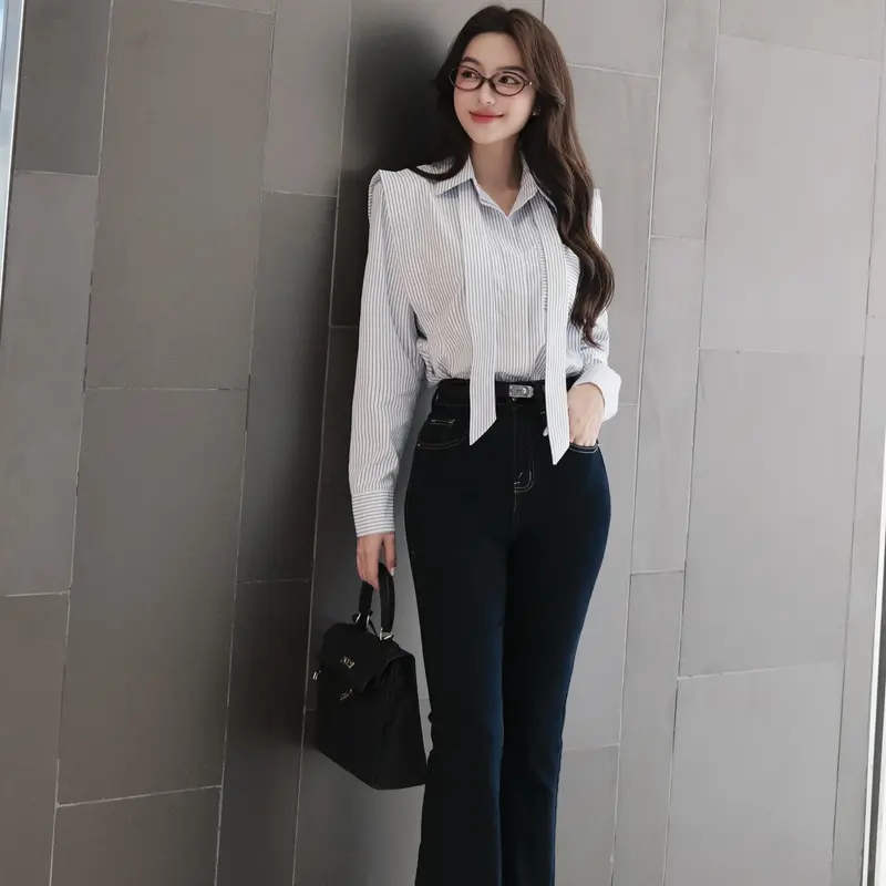 Áo Sơ Mi Kẻ Sọc Xanh Nhạt MACI by MKC MCASMSO0022 Thời Trang Nữ Thiết Kế Độc Quyền 5