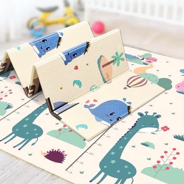 Thảm xốp cho bé XPE gấp gọn tấm lót trải sàn 2 mặt chống thấm chống trơn phủ silicon [1,8 x 2m] Đồ Chơi (Giao ngẫu nhiên)