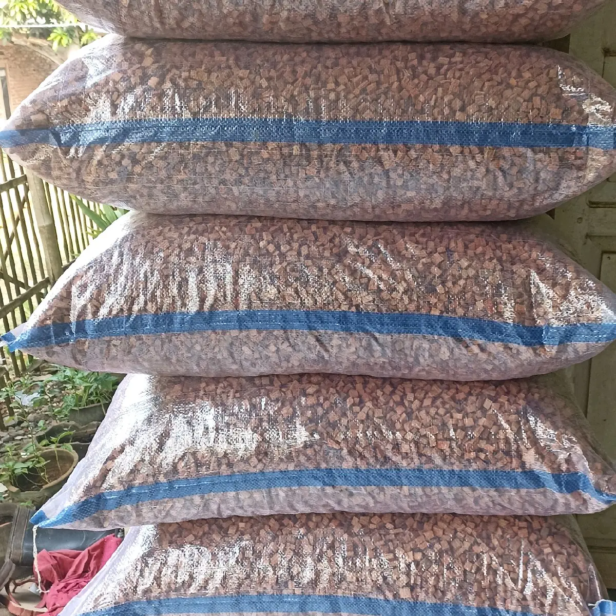 cocohusk alas kandang