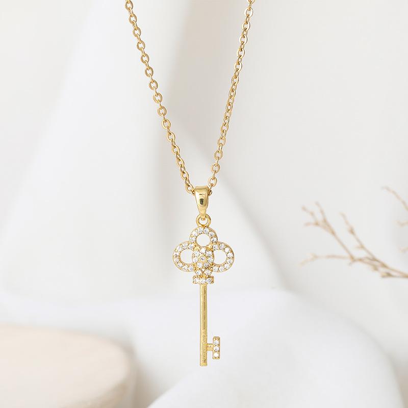 Product Introduction of 2024 new key titanium steel necklace for women affordable luxury style hot sale necklace 5