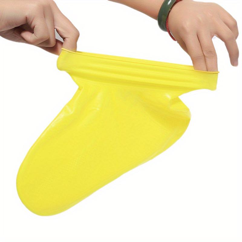 A Pair of Shoe Covers, Rainproof, Snowproof, Sandproof Shoe Covers, Suitable for Outdoor Travel and Cycling 1