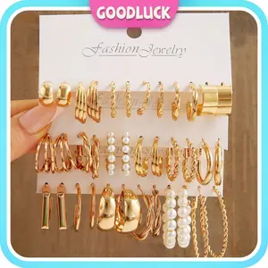6 Set Anting Hoop Kotak Emas Perak Elegan Anting/ Mutiara Hati Untuk Aksesoris Perhiasan Wanita Alloy Gold Silver/Anting Wanita Bulat Hoop Klip Juntai