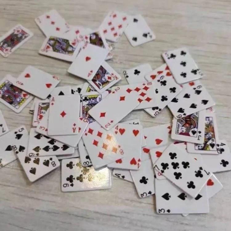 Product Introduction of High Quality Cute 1:12 Miniature Games Poker Mini Dollhouse Playing Cards Miniature For Dolls Accessory Home Party Decoration 5