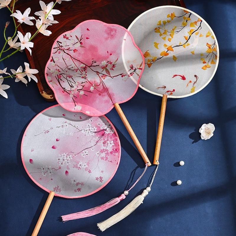 Quạt tròn cổ trang Trung Quốc cầm tay nhiều mẫu LILA QUATNN38 Decor quạt cầm tay quat cam tua rua chup hinh
