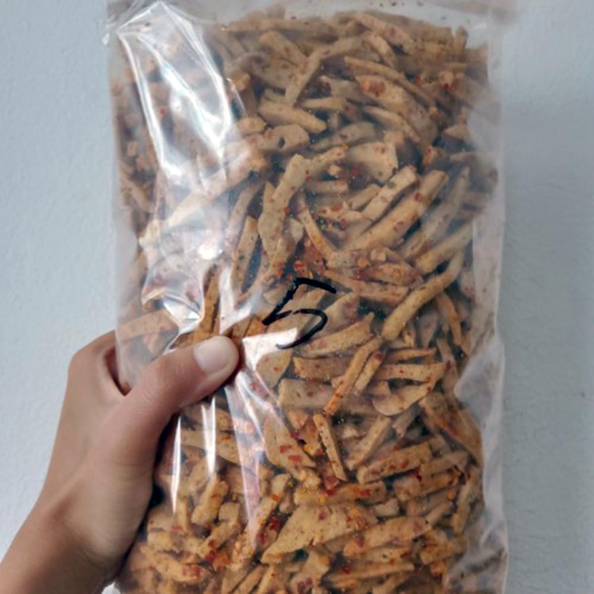 Basreng Rasa Pedas Daun Jeruk 500gr Food Snack Goreng Cemilan Keripik basreng  pedas Basreng Pedas