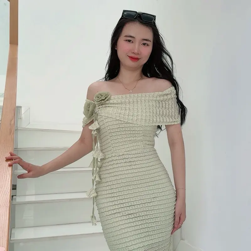 ￼Đầm Ren Body Bệt Vai Phối Nơ -  Dress 1