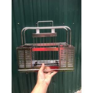 Kệ để dao thớt, đũa, kéo được làm bằng inox không han gỉ