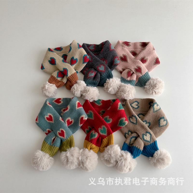 Product Introduction of Children's Scarf Cute Double Ball Love Pattern Knitted Cross Scarf Korean Style Baby Windproof Neck Protection Warm Neck Warmer 15