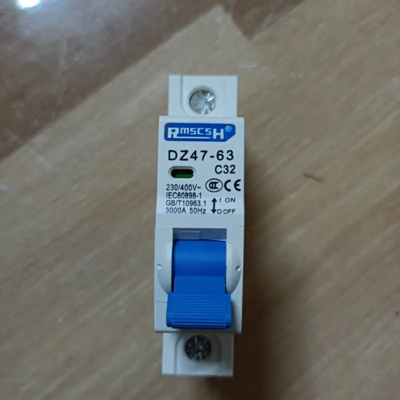 Át aptomat  cài 1P 2P 16a 20a 2P20a 32a 63a hàng RmscsH chất lượng ISO 2