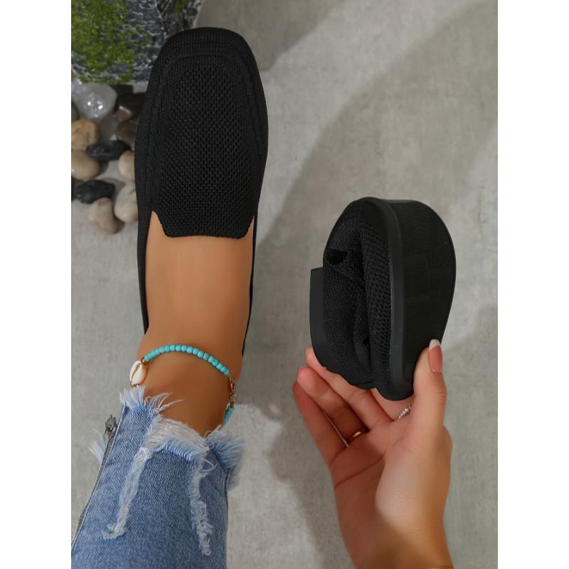 Product Introduction of Women's flat shoes with one strap, breathable square head large size wide foot shoes, casual and light walking shoes for all seasons 36