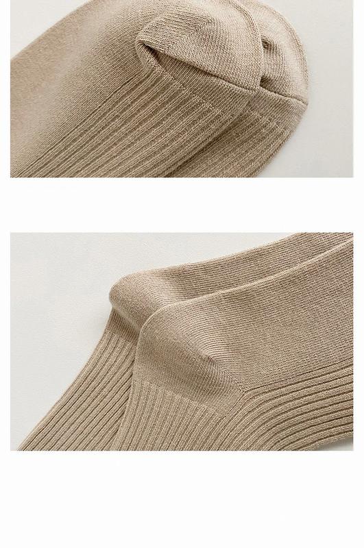Product Introduction of 1Pcs New Female Japanese Socks Solid Color Women's Casual Cotton Cute Socks Autumn Simple Women's Medium Length Socks 11