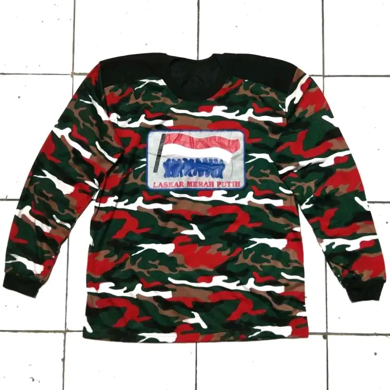 Kaos Loreng Laskar Merah Putih Lengan Panjang 0
