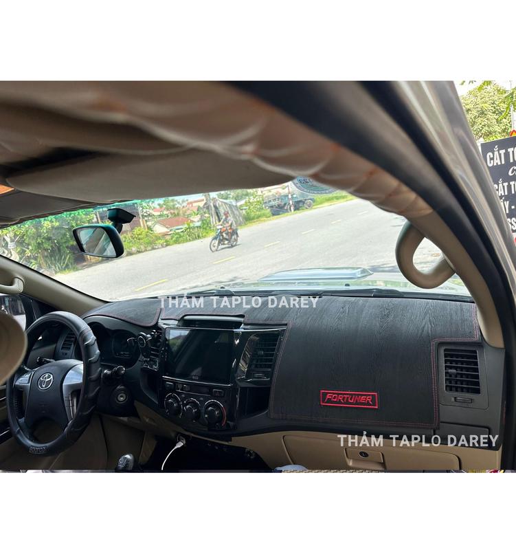Thảm taplo xe o to fortuner các đời Phụ Tùng 2