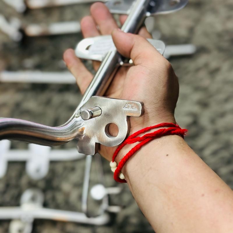 GÁC MÁY INOX 304 THƯƠNG HIỆU CTS LẮP CHO XE MÁY SÁNG BÓNG TRÁNH RỈ SÉT TĂNG ĐỘ THẨM MỸ Phụ Tùng