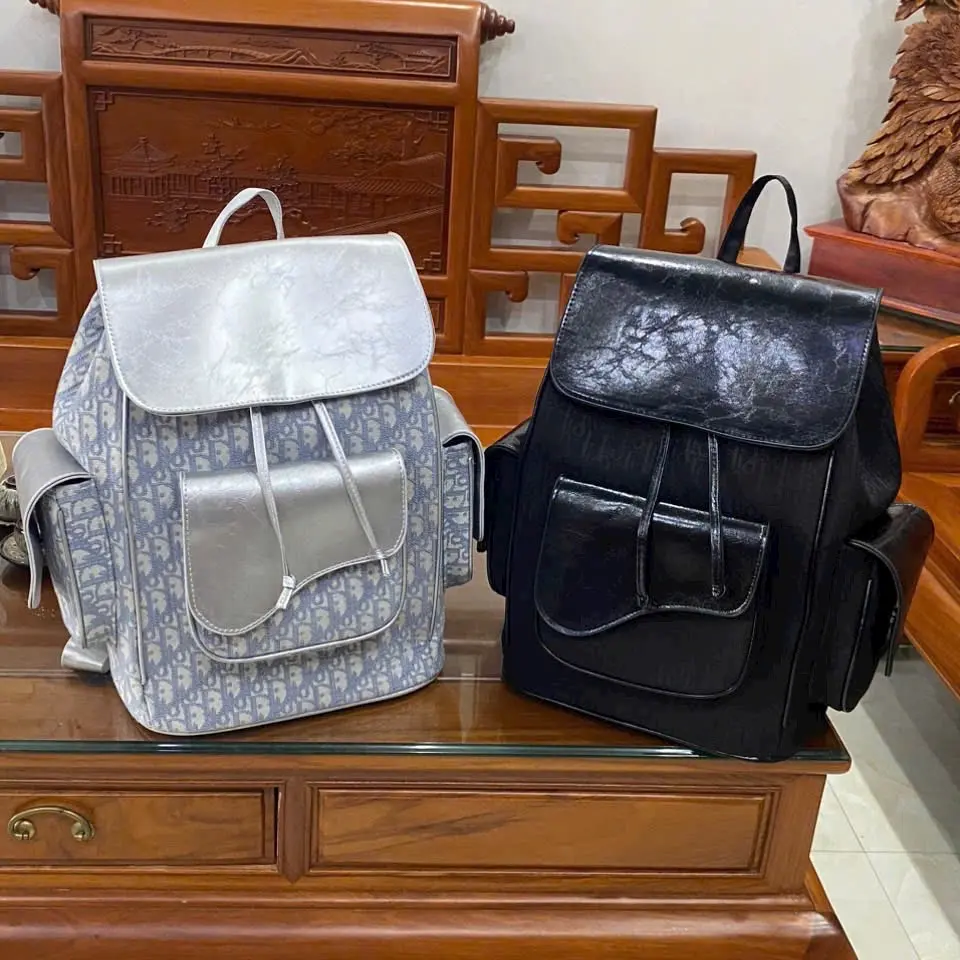 ￼Balo đi học nam nữ  vải canvas dệt vân chữ túi hộp nắp da trơn tag chữ bạc cao cấp