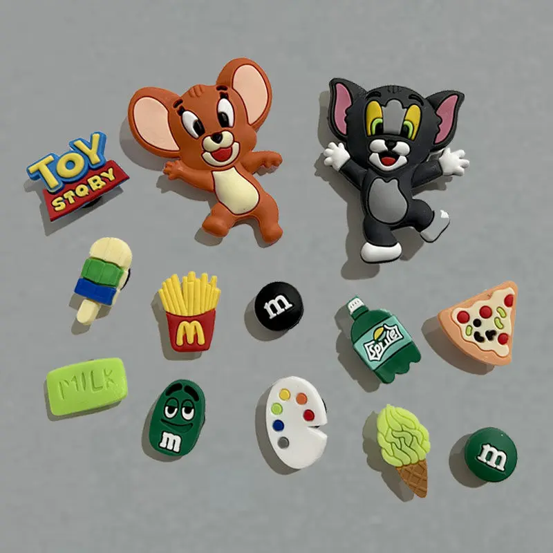 Talking Tom Cat Hole Shoes DIY Decorations Removable Shoe Buckle Cat and Mouse Slippers Cartoon Accessories Cute Accessories