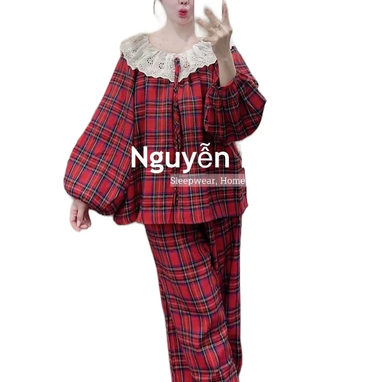 Bộ ngủ nữ cổ bèo hoạ tiết kẻ caro