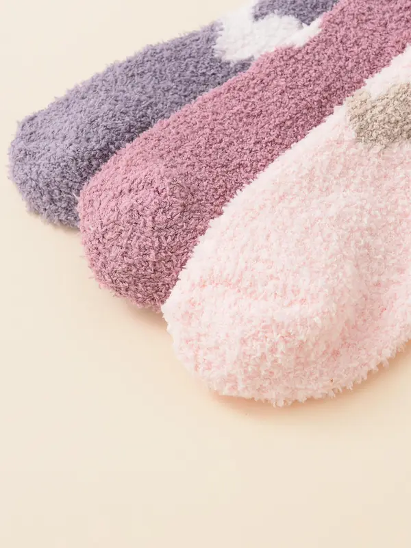 Women's Heart Print Fuzzy Socks, Cute Warm Comfy Crew Socks, Fluffy Mid-calf Socks for Fall & Winter, Cold Weather Gear, Valentine's Day Gift, Comfort Women Floor Socks, Nanny Gift 3