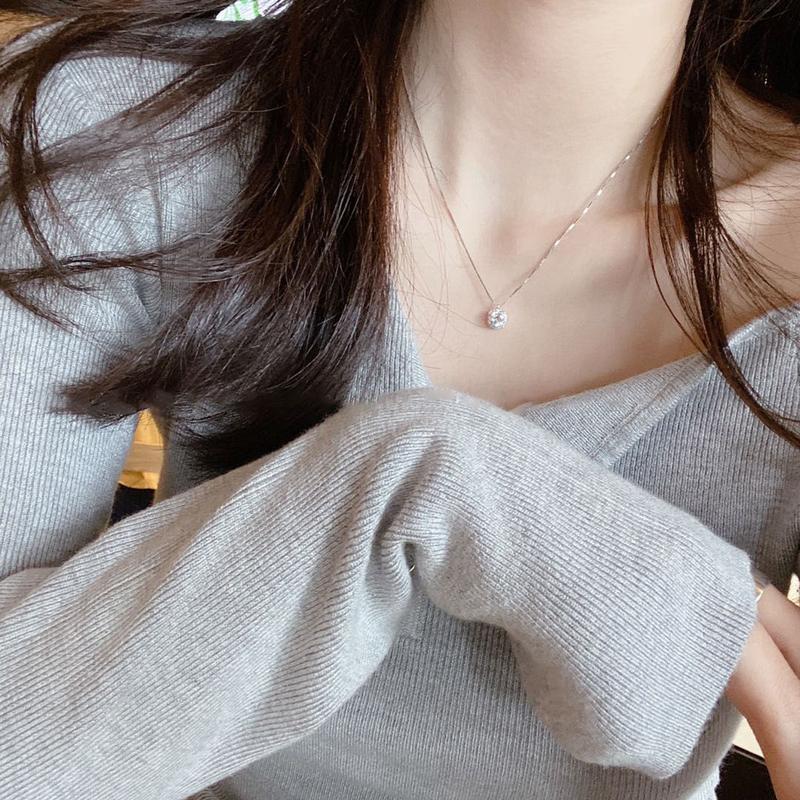 Product Introduction of Gold Live 18K top gifter Jewelry Fashion Wedding Gold Plated Small Square Diamond Flash Diamond Clavicle Necklace Pendant 11