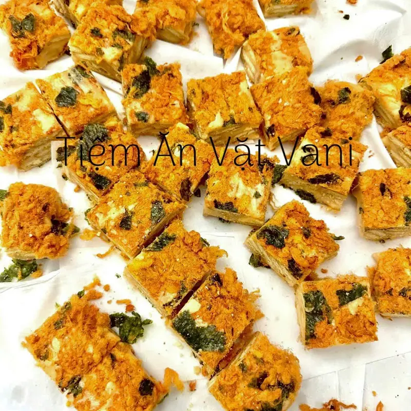 Bánh Bông Tuyết Chà Bông Trứng Muối Rong Biển [Handmade] Thơm Ngon
