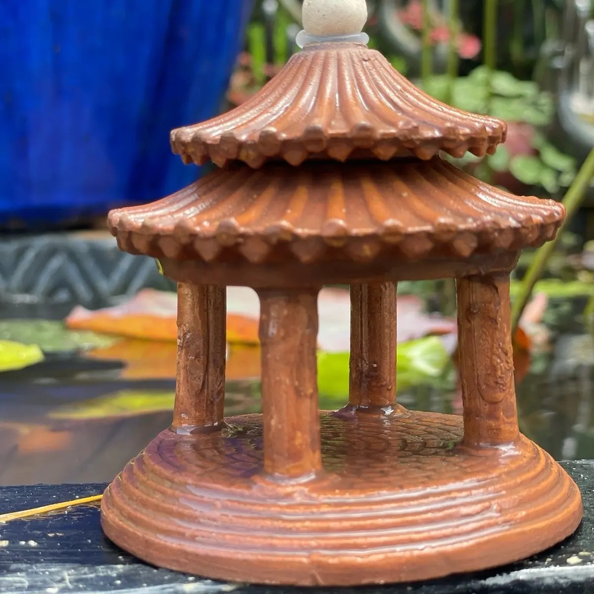 Nhà 4 cột trang trí tiểu cảnh