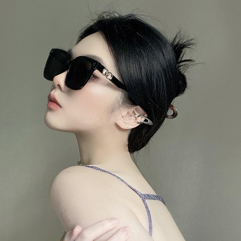 Product Introduction of New High Quality Sunglasses Sunglasses Women's Trendy Fashionable High-End Popular Slimming Anti-DDoS Pro 4