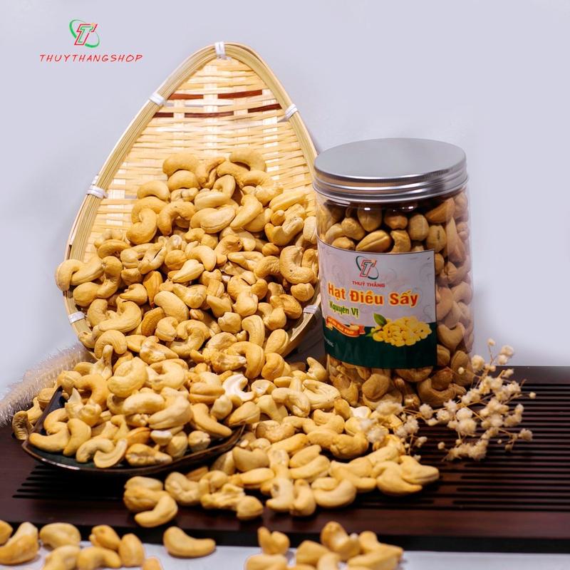 Hạt Điều Thuỷ Thắng Sấy Nguyên Vị Nhân Điều Cổ Bình Phước Loại 1 Ăn Liền 1kg 2 lon có công bố chất lượng và xuất hoá đơn