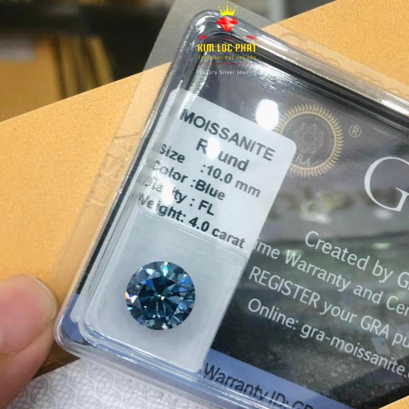 Đá Moiss Anite Màu Blue 58G từ 4li-8li1 không bay màu Có Kiểm định G.R.A dùng Để thay Bông Tai hoặc Nhẫn Vietnam Moissanite 7