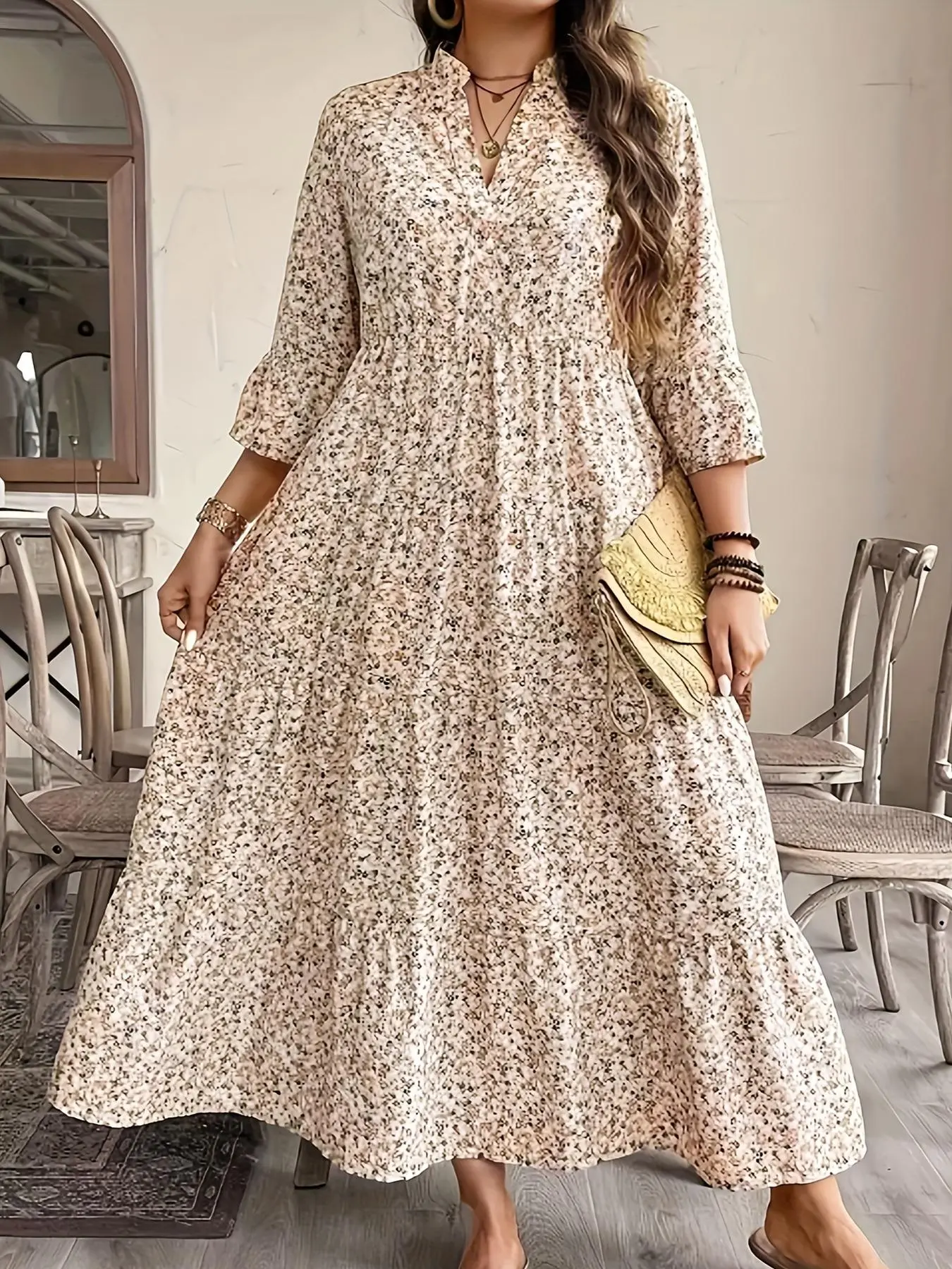 【Plus Size】 Ditsy Floral Print Ruffle Hem Smock Dress, Boho Flowy Notched Neck Flounce Sleeve Dress for Spring & Fall, Holiday Dresses, Women's Clothes for Daily Wear