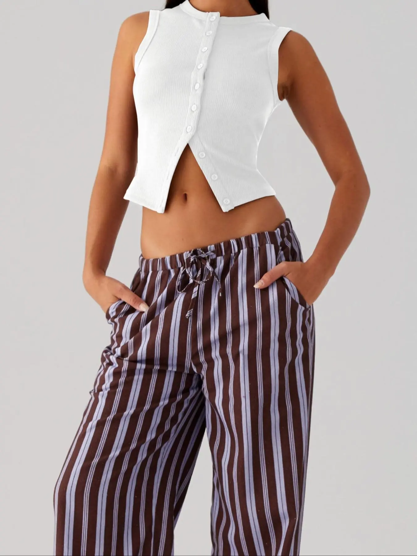Women's Solid Color Button Front Tank Top, Casual Sleeveless Top for Summer, Ladies Clothes for Daily Wear