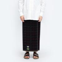 Gambar Sarung BHS Cosmo Gold Motif K26 PRB Hitam Merah - hitam dari SarungBHS Kab. Gresik 4 Tokopedia