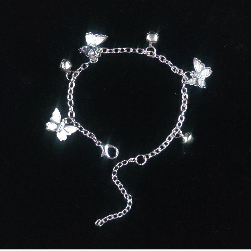 Product Introduction of Vòng Tay Chuông, Phong Cách Instagram, Dành Cho Nữ, Phong Cách Hàn Quốc, Thiết Kế Đơn Giản Và Cá Nhân Hóa, Thích Hợp Cho Học Sinh Và Bạn Thân, Vòng Tay Cặp Đôi, Thiết Kế Phổ Biến Trên Mạng, Thích Hợp Cho Mùa Đông, Thiết Kế Mơ Hồ Lô vòng  tay  garnet 5