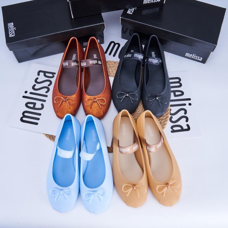 Product Introduction of Fashion Casual 2023 New Melissa Bowknot Pointed Toe Ballet Shoes Niche French Style Evening Flat Beach Shoes 2