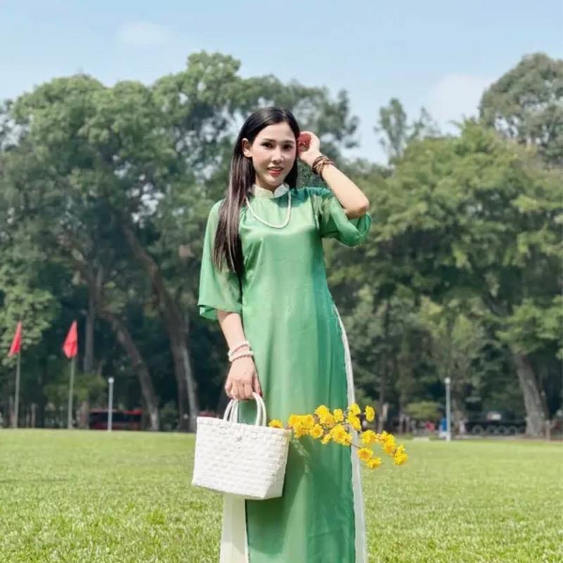 Áo Dài Voan Tơ Organza Xanh Đậu Lót Lụa Fom Suông Rộng Kèm Quần Lụa Cho Nữ tết 5
