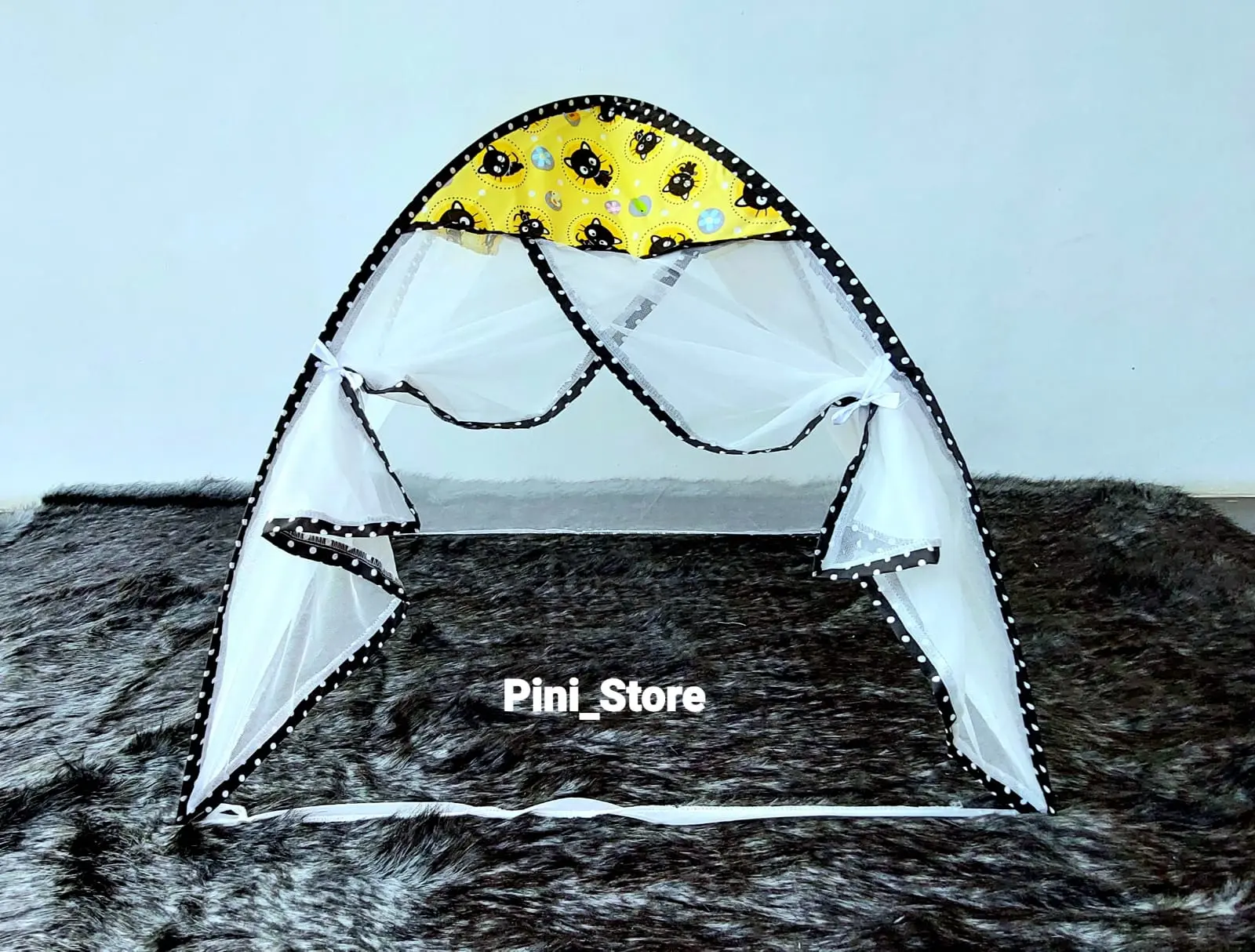 Kelambu Bayi model tenda motif karakter