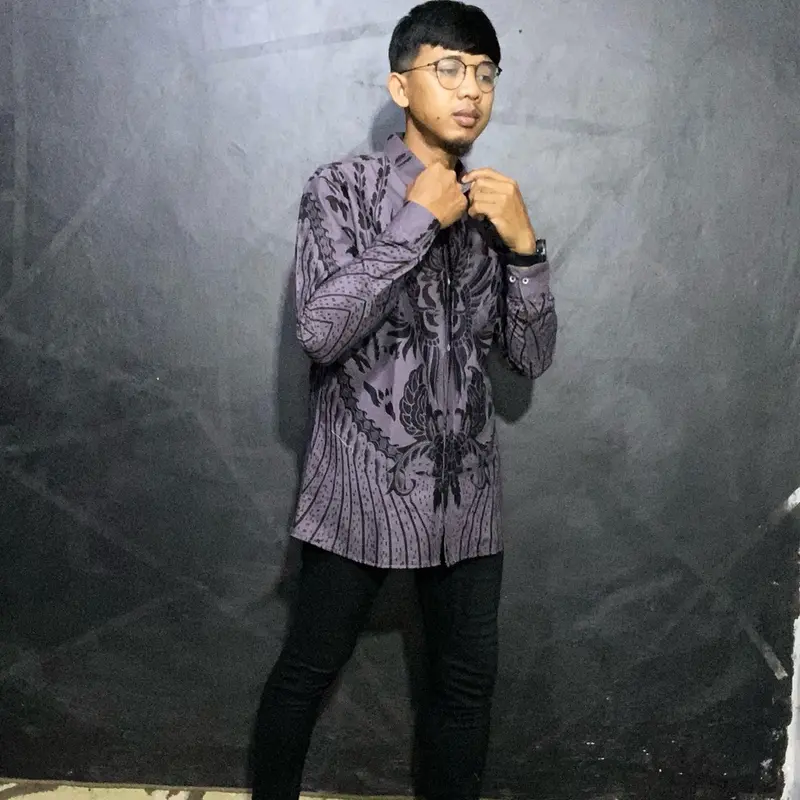 Taro kemeja batik slimfit berlapis furing baju batik pria lengan panjang 2