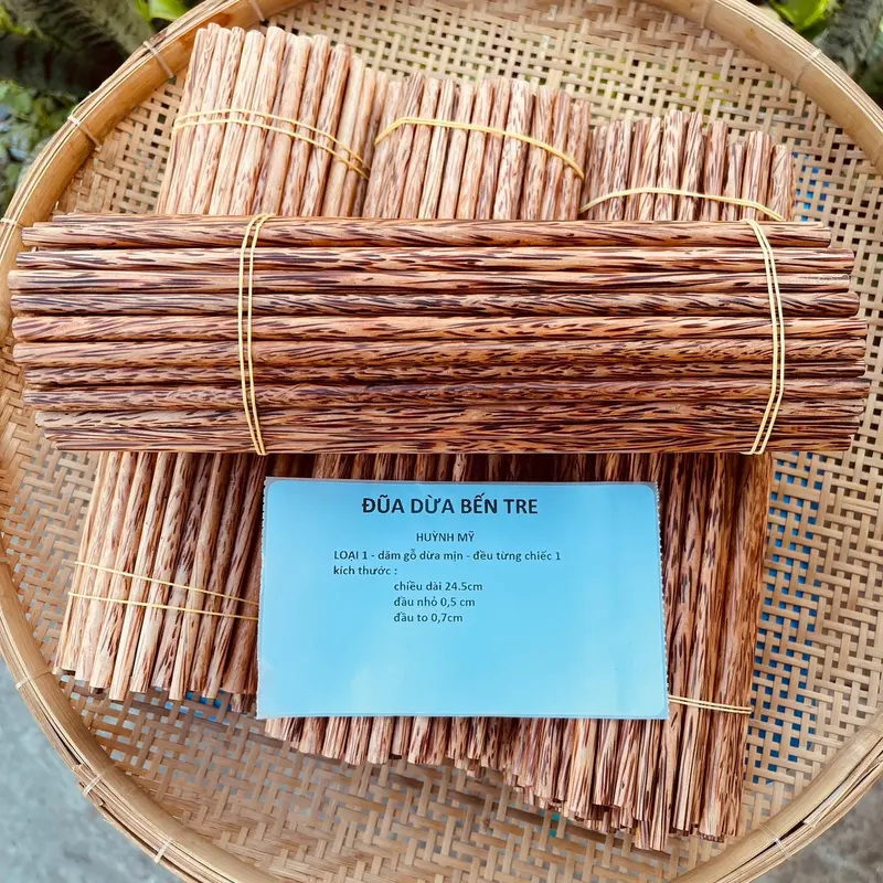 50 đôi đũa dừa Bến Tre phiên bản chống trượt , không lăng ( 4 tùy chọn từ gỗ dừa già đến gỗ dến yếu ) 1