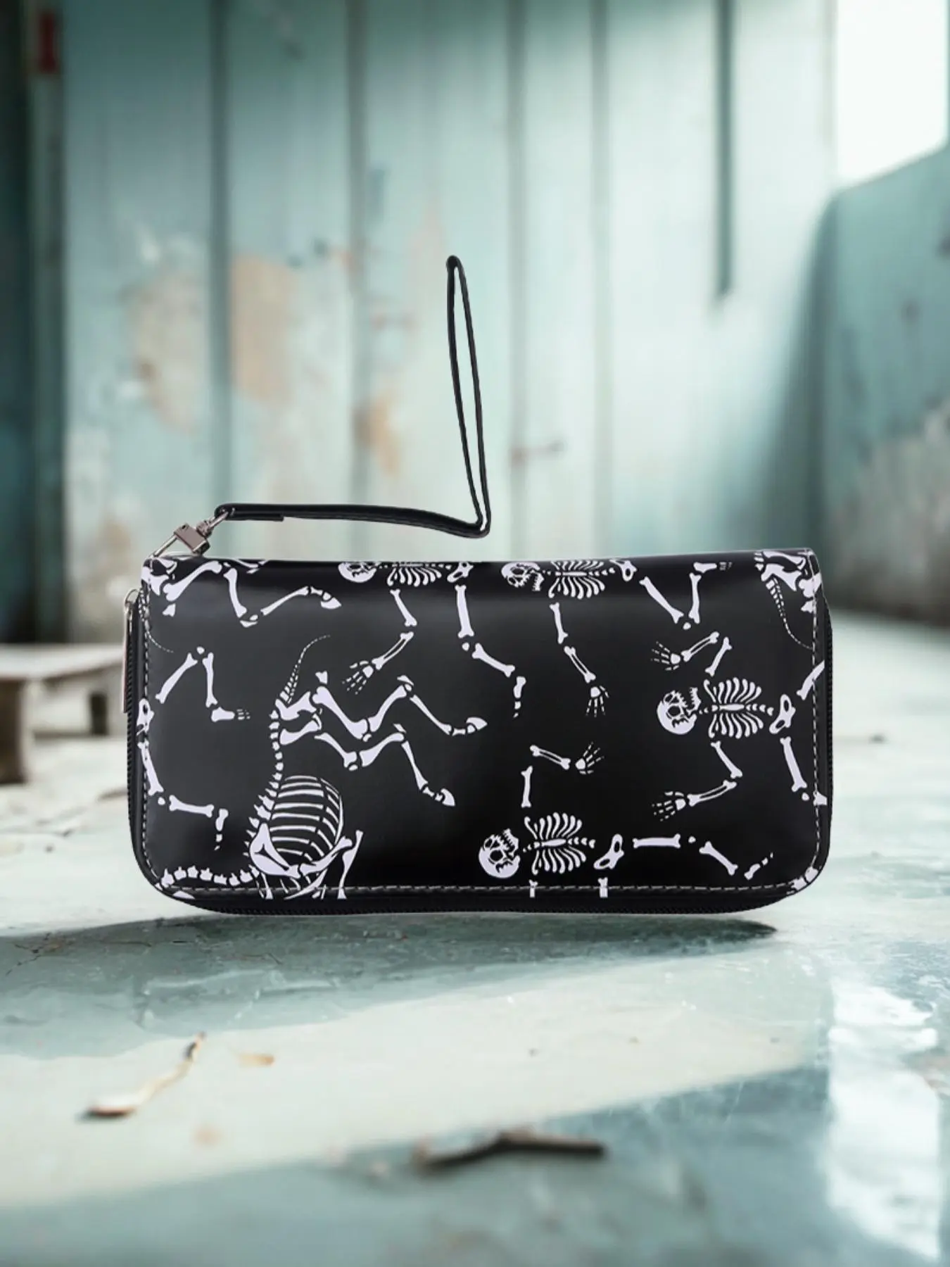 Women's Fashionable Skull & Rose Pattern Design Wristlet Bag, Casual Pu Leather Zipper Design Card Holder for Daily Used, Trendy Matching Phone Bag Halloween