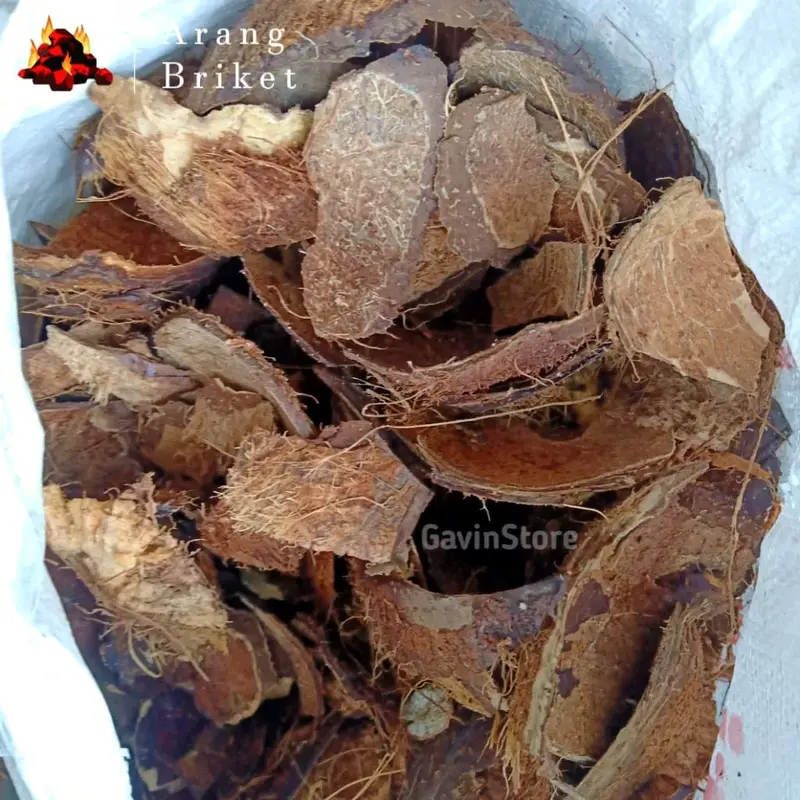 batok /tempurung kelapa pecah kiloan ..kering tinggal pakai 1